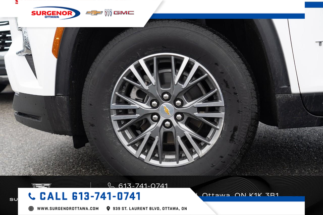 2025 Chevrolet Traverse LT - Photo 2