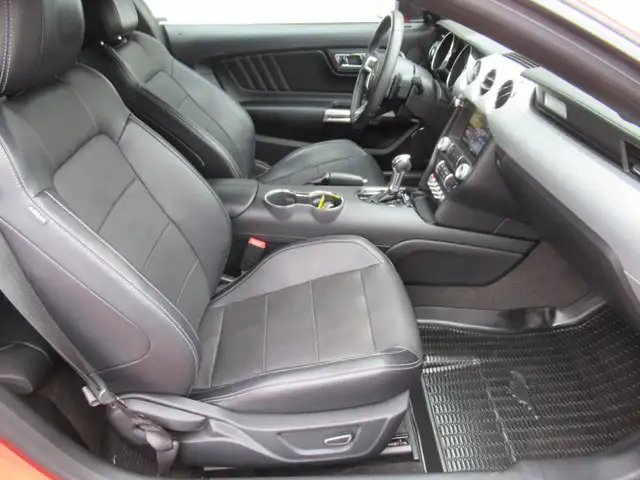 2015 Ford Mustang Ecoboost Premium | Heated and Cooled Leather | - Photo 7
