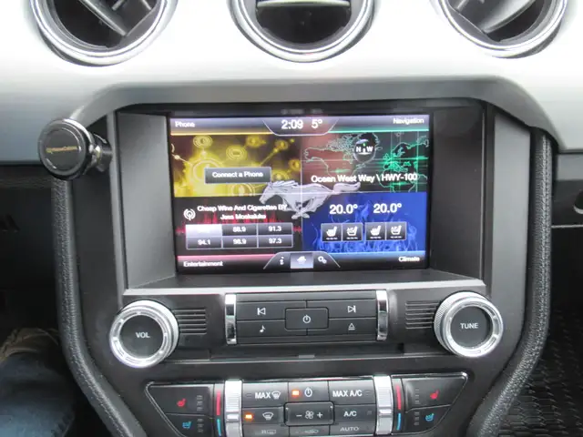 2015 Ford Mustang Ecoboost Premium | Heated and Cooled Leather | - Photo 22