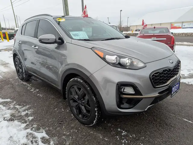 2021 Kia Sportage EX S WITH A PANARAMIC SUNROOF! - Photo 4