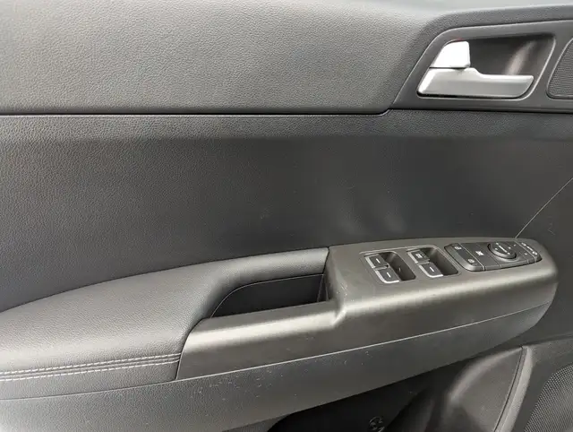 2021 Kia Sportage EX S WITH A PANARAMIC SUNROOF! - Photo 13