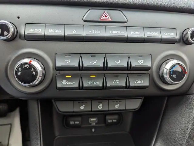 2021 Kia Sportage EX S WITH A PANARAMIC SUNROOF! - Photo 19