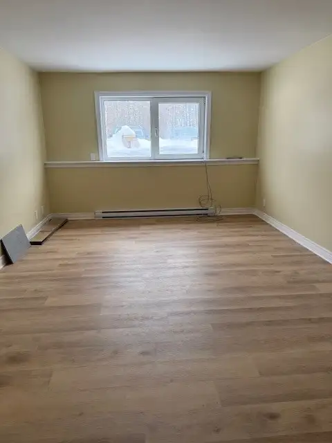 SYDNEY - TWO BEDROOM APARTMENTS - Photo 2