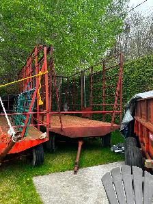 Wagon Voiture (Trailer) à foin , 6 roues VALAC, 20 pieds