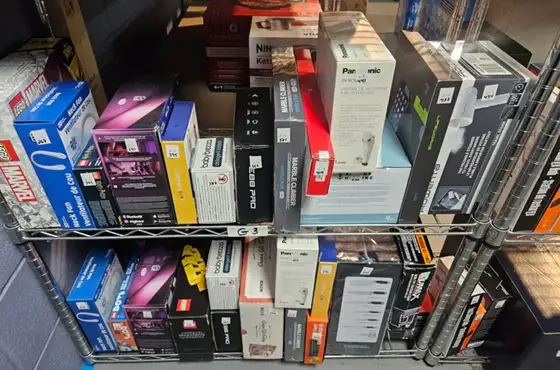 BRAND NEW MERCHANDISE ONLINE AUCTIONS LEGO ELECTRONICS - Photo 6