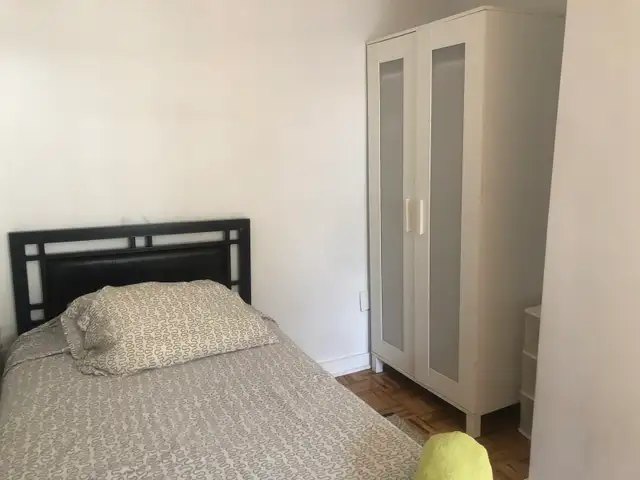 4 bedroom… de Lorimier …Private Yard - Photo 8