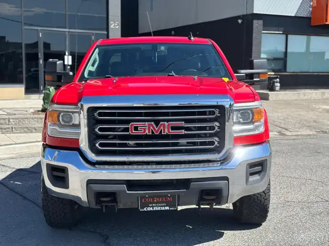 2016 GMC Sierra 2500HD SLE 4X4 6.6L DURAMAX DIESEL-CREW CAB-CE - Photo 11