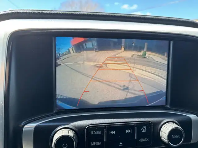 2016 GMC Sierra 2500HD SLE 4X4 6.6L DURAMAX DIESEL-CREW CAB-CE - Photo 17