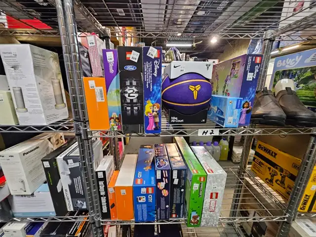 LEGO-HOUSHOLD ITEMS-TOOLS ONLINE AUCTION BRAND NEW MERCHANDISE - Photo 7