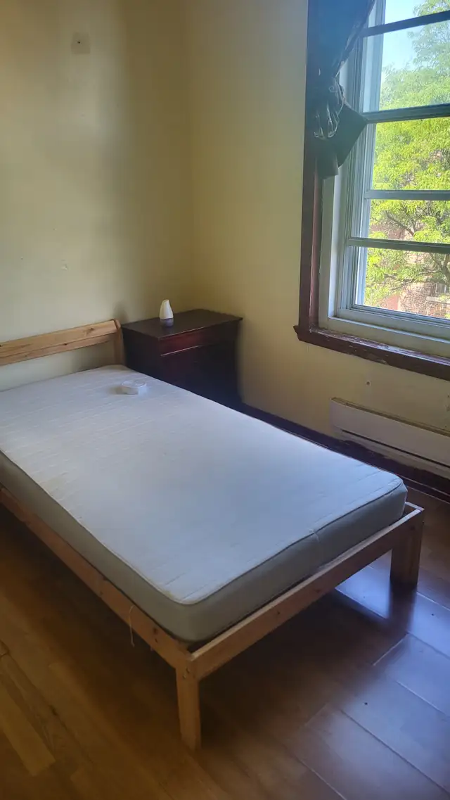 Grande Chambre a louer a partir du 1er mai - Photo 2