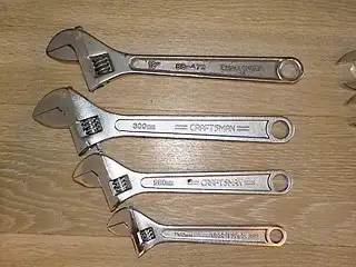 General Assembly / Automotive Repair Tools with Toolbox - Photo 6