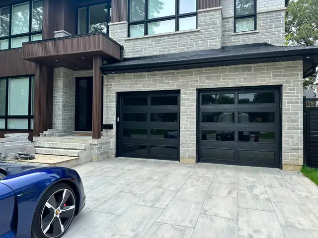 California Style Garage Doors – Clean, Modern Design - Photo 2