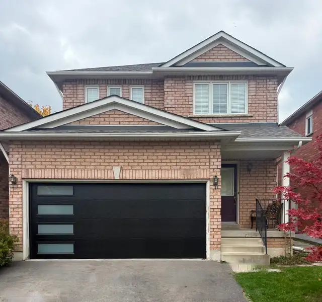 Flush Panel Garage Doors – Modern, Smooth Finish - Photo 9