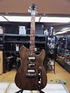 Guitare electrique avec etuit