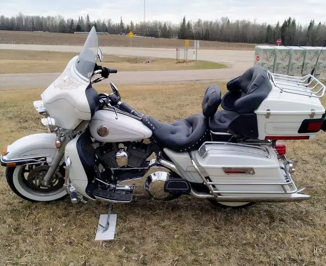 2012 Jeep and MUCH MORE Sold by Unreserved Consignment Auction - Photo 7