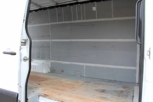2018 Mercedes-Benz Sprinter Cargo Van 2500 170 High-Roof - Photo 11