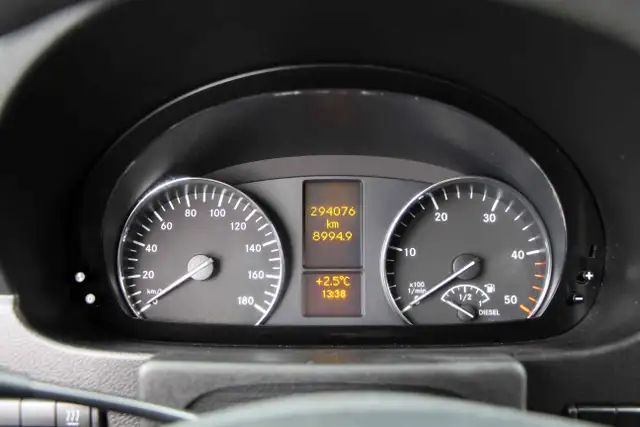 2018 Mercedes-Benz Sprinter Cargo Van 2500 170 High-Roof - Photo 20