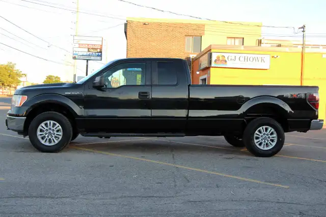 2013 Ford F-150 XLT 4X4 8-FT Bed 5.0L Certified 2 Year Warranty - Photo 4