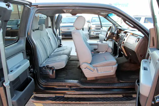 2013 Ford F-150 XLT 4X4 8-FT Bed 5.0L Certified 2 Year Warranty - Photo 9