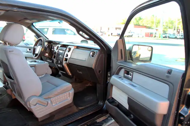 2013 Ford F-150 XLT 4X4 8-FT Bed 5.0L Certified 2 Year Warranty - Photo 13