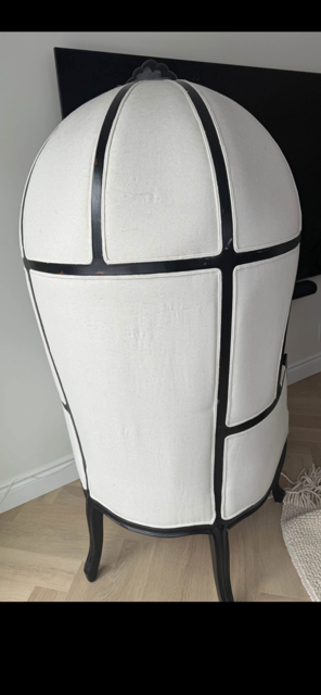 EXQUISITE BALLOON CHAIR AND LOVESEAT FOR SALE - Photo 3