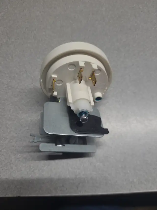 MANOSTAT NEUF,  WATER LEVEL SWITCH NEW WG04F03547 - Photo 2