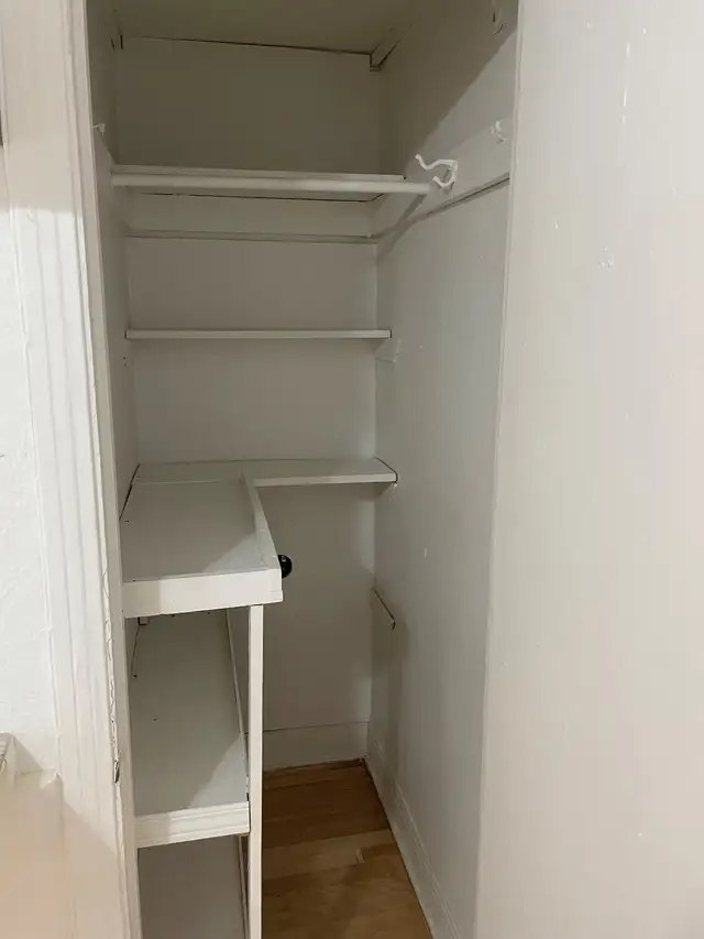 Beau et tranquille 1 1/2 sur le Plateau disponible le 1er mai!! - Photo 4