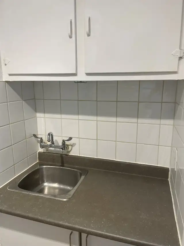 Beau et tranquille 1 1/2 sur le Plateau disponible le 1er mai!! - Photo 6