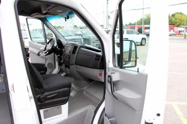 2016 Mercedes-Benz Sprinter Cargo Vans 2500 170 - Photo 14