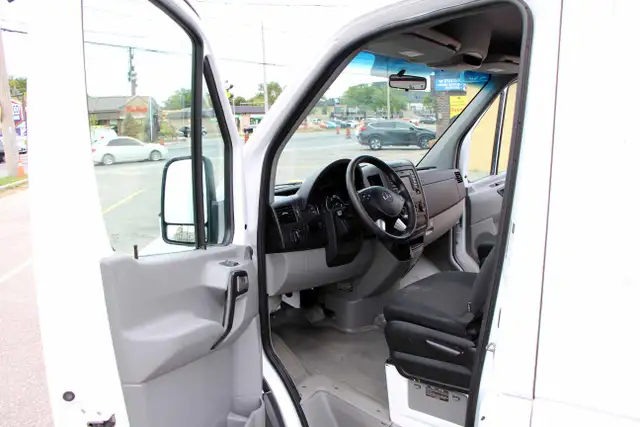 2016 Mercedes-Benz Sprinter Cargo Vans 2500 170 - Photo 16