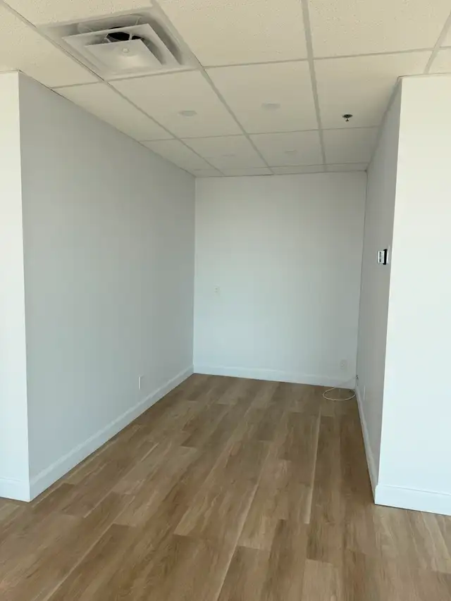 2 MOIS GRATUITS - Bureau 1 581 pc Suite 517 - 2120 Sherbrooke E. - Photo 12