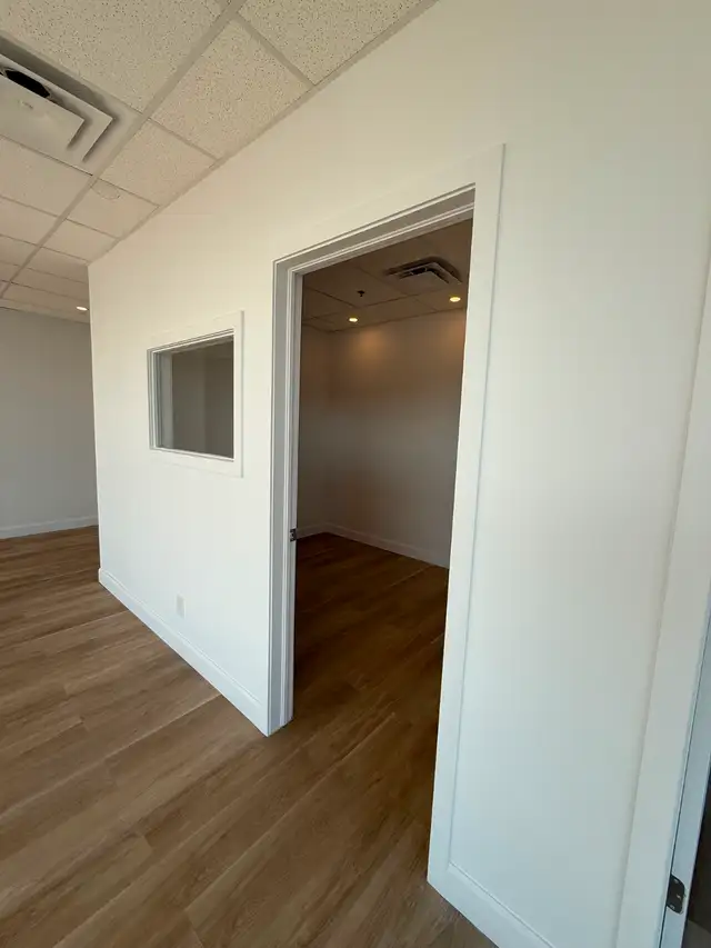 2 MOIS GRATUITS - Bureau 1 581 pc Suite 517 - 2120 Sherbrooke E. - Photo 14