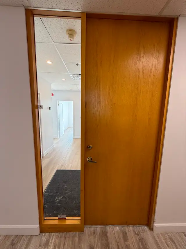 2 MOIS GRATUITS - Bureau 1 581 pc Suite 517 - 2120 Sherbrooke E. - Photo 17