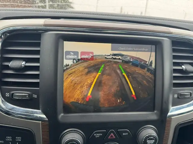 2017 RAM 3500 LARAMIE CREW CAB – 6.7L CUMMINS DIESEL – 4X4 - - Photo 19