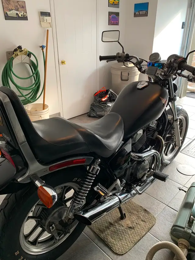 Honda shado 85 500cc impecable