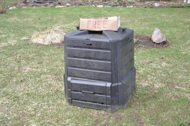 COMPOST BIN (for outdoors)