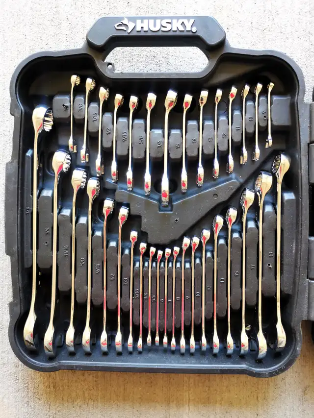 Brand New HUSKY  34-Piece Combination Wrench Set - Photo 2