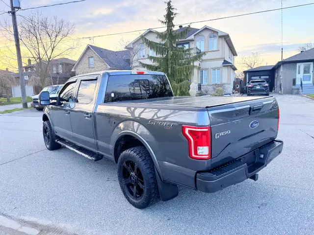 2017 Ford F150 4X4 Sport Fully Loaded - Photo 4
