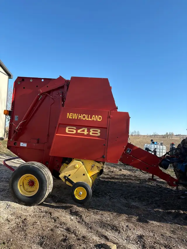 648 round baler