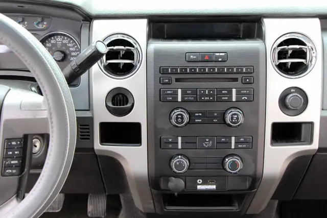 2013 Ford F-150 XLT V6 Certified 2 Year Warranty - Photo 24