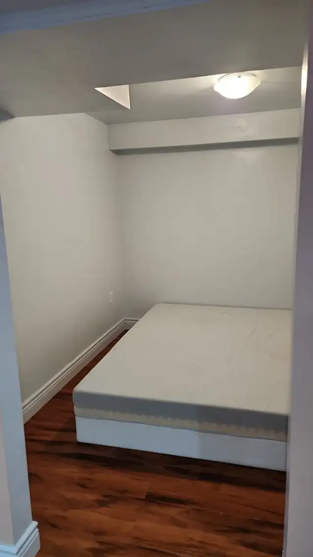 Basement for rent in Oshawa from May 1, $1250.00 - Photo 3