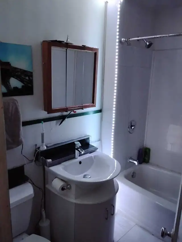 retired subcontractor looking for rental - Photo 3