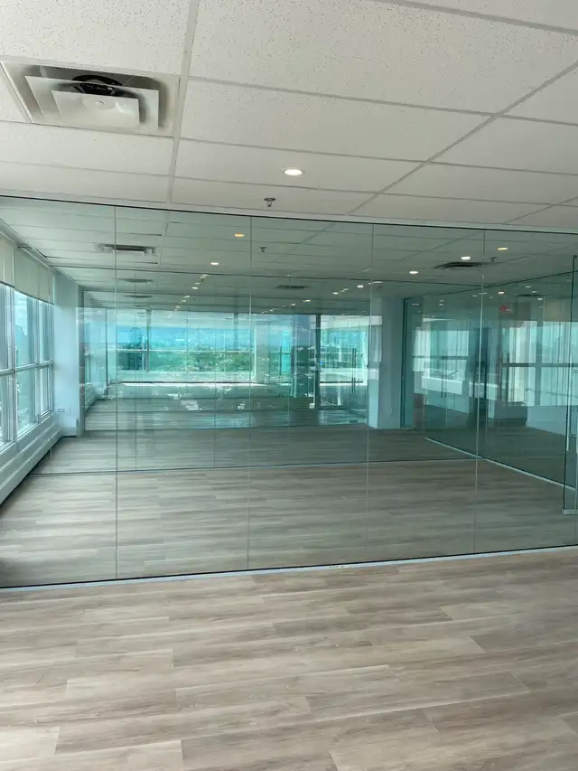 PENTHOUSE - 2,500 sq. ft. Glass Suite 1118-2120 Sherbrooke East - Photo 10