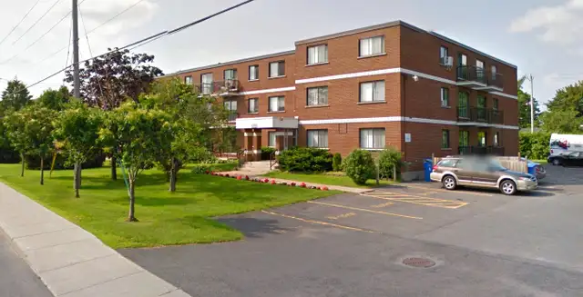 4 1/2 rénové à louer à Boucherville