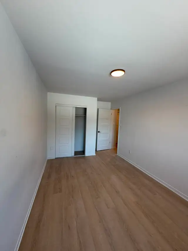 4 1/2 rénové à louer à Boucherville - Photo 13