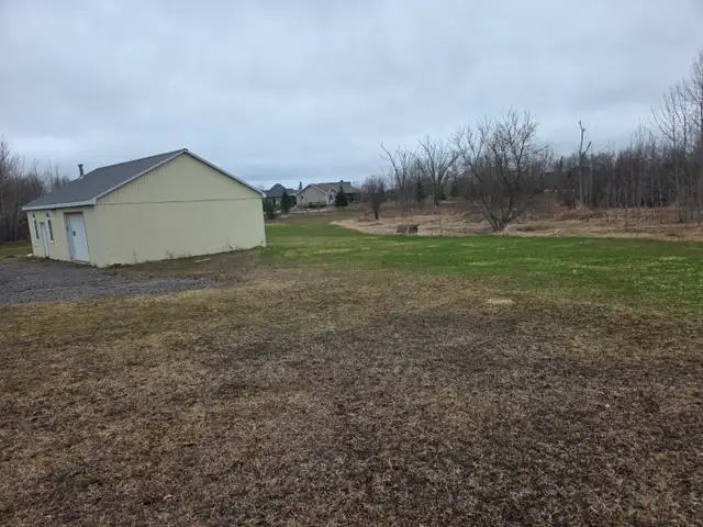 5–8 Acres Farm Land for Lease – Hay / Crops / Grazing – Amaranth - Photo 2