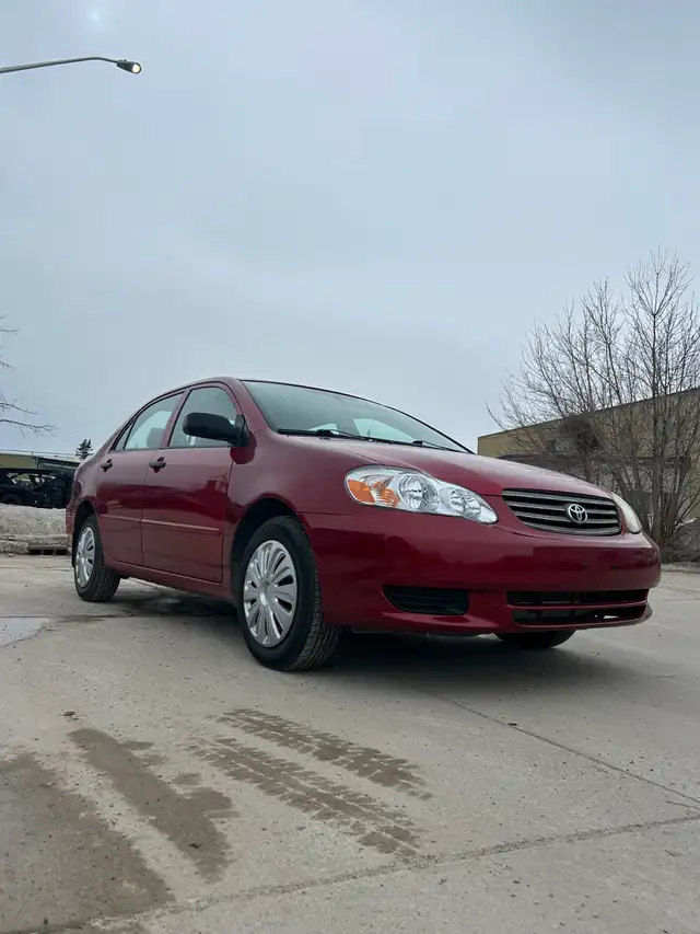 2004 Toyota Corolla CE - Photo 2