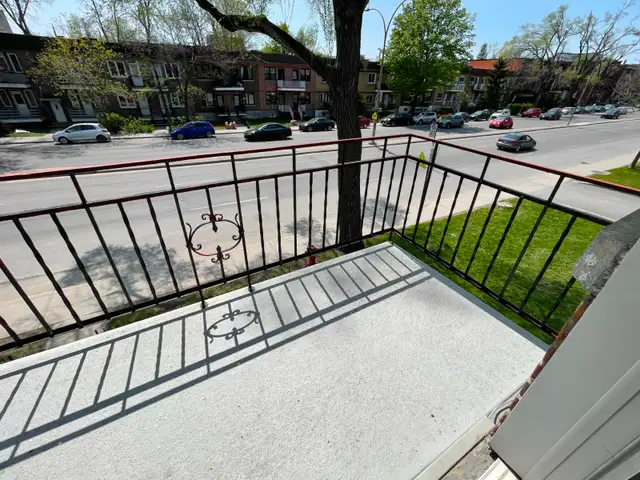 Joli 4 1/2 rénové près du MÉTRO PIE-IX - Photo 9