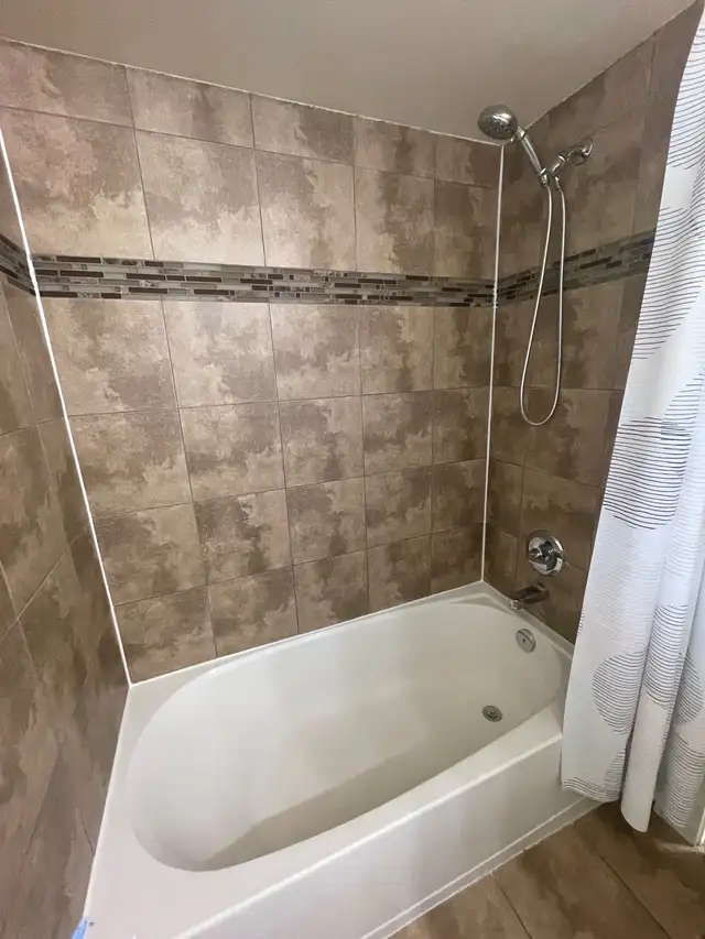 Main floor  2 bedroom suite for rent - Photo 4