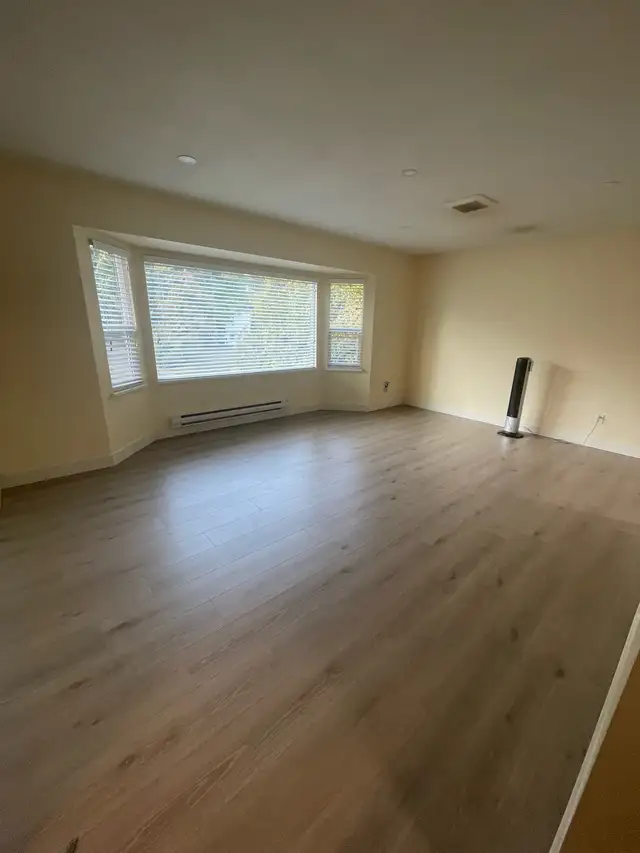 Main floor  2 bedroom suite for rent - Photo 5